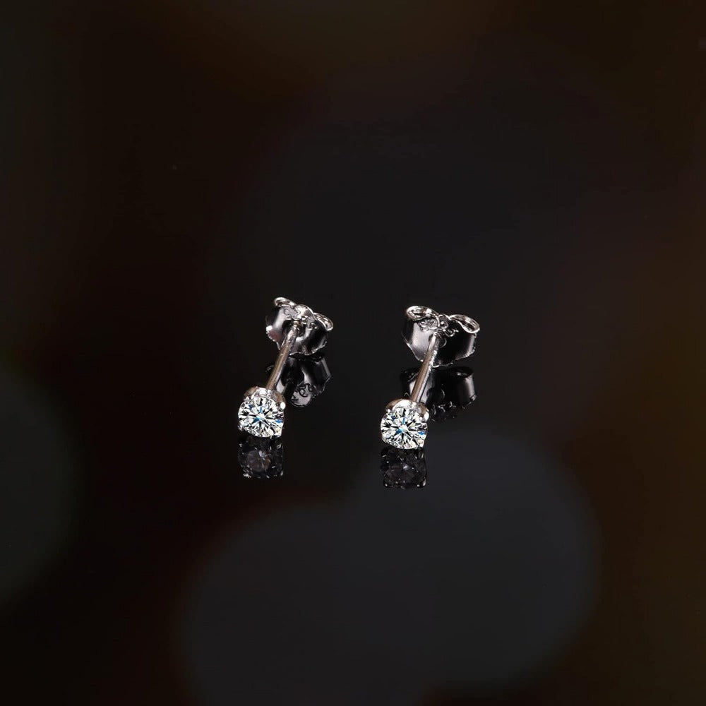 Stud Earrings for Women - Moissanite 0.1Ct D Color VVS1 Round Cut 925 Sterling Silver Platinum - product detail view 4